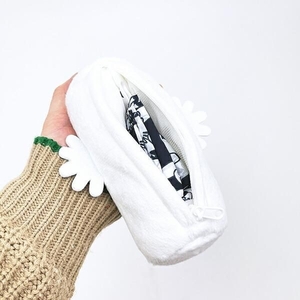 ztIEUKztJ4TZl0WrsilS.jpg?w=940&h=940