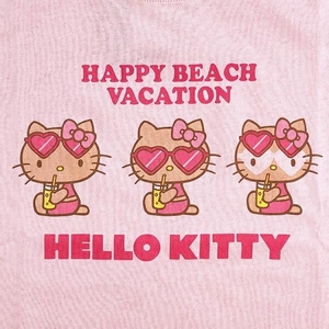 ハローキティのTシャツ