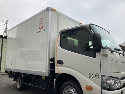 zuL8sabRYTl1NagsFInE.jpg?w=940&h=940