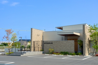 zvK9qjz7GvVsa5GrJh5L.jpg?w=940&h=940