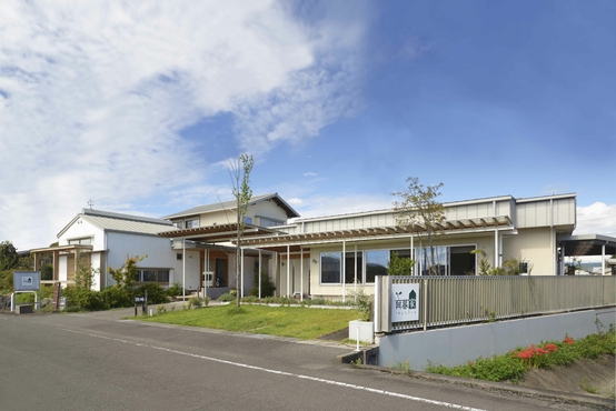 株式会社育暮家はいほーむす