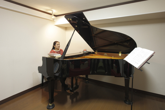 Cantante Lirica 株式会社