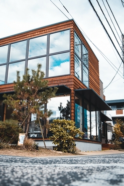 株式会社TakasunaBASE