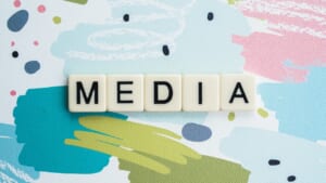 「メディア」って何?意外と知らない実態≪5分で解説≫