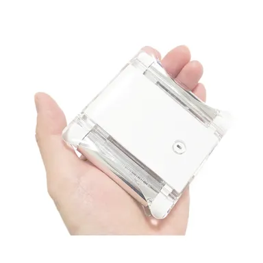 小さな電池式モバイルバッテリー