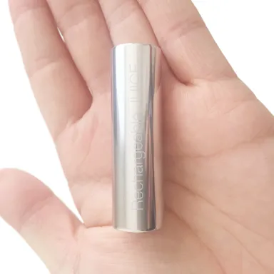 くり返し使えるニッケル水素電池