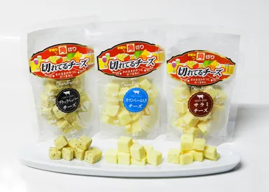 チーズファクトリー　切れてるチーズ