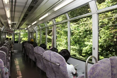 車内