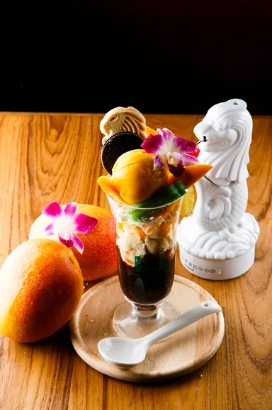 マーライオンパフェ　1,100円