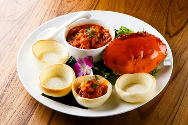 トマトの酸味とチリの辛さが効いたシンガポール伝統の味「チリクラブ」