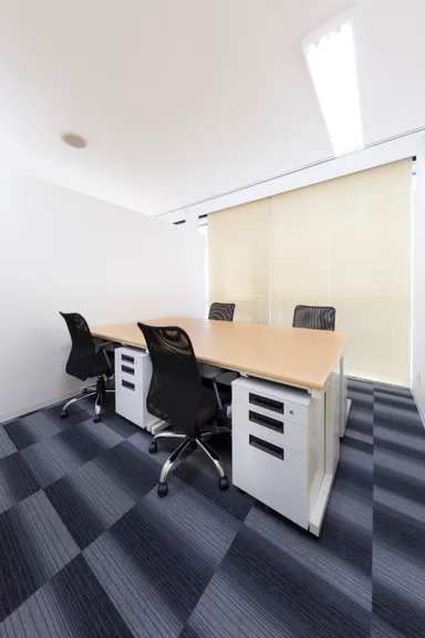 レ・ビューロー新橋駅前(オフィスブース4名様用)