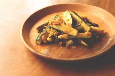 スパイシーズッキーニ