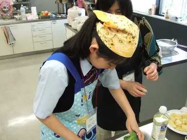 中学受験を終えた先輩もお手伝いに来ます