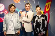 POP Launch Party 2： 左からKASICO、クリストフ・サビオ スウォッチ グループ ジャパン株式会社 代表取締役社長、Chocomoo