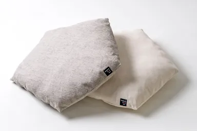 「PENTAGON」クッション