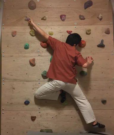 院内設置ボルダリング