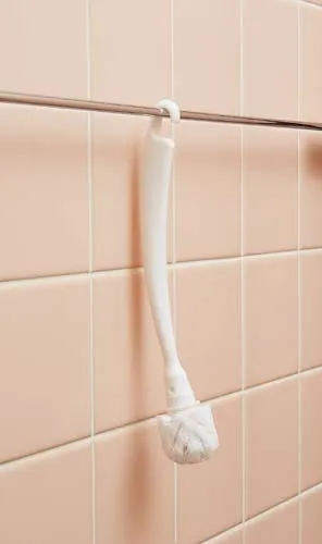 トイレブラシ商品使用イメージ3