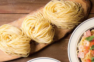 オリジナルの配合で生み出した生麺