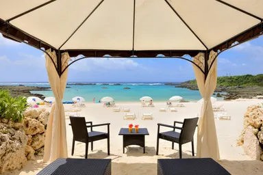 カバナで少しリッチなビーチバカンス