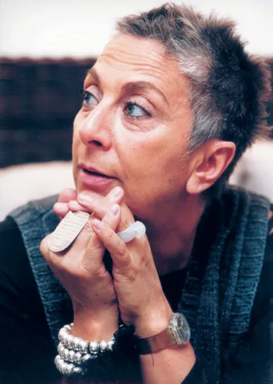 パオラ・ナヴォーネ