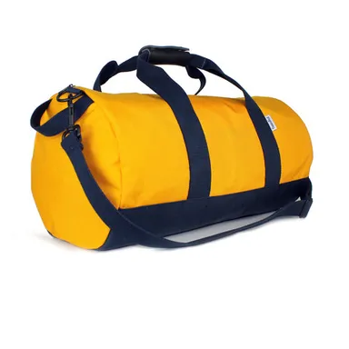 ダッフルバッグ