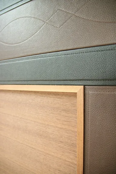 天然皮革ドア 3