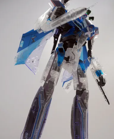 「1/72 VF-31J ジークフリード(ハヤテ・インメルマン機)」 クリアカラーVer.　バトロイド(6)