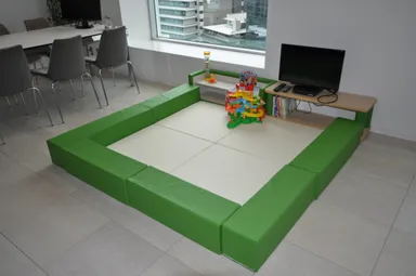 お子さまスペースも完備