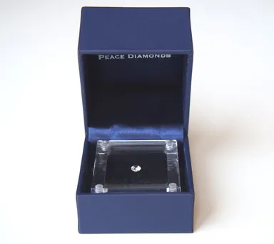 ピースダイヤモンド