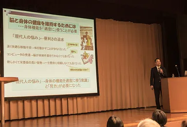 山村氏講演風景
