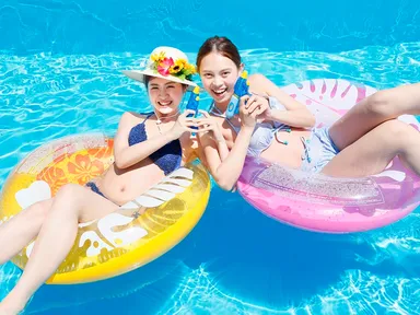 夏！海辺のプールを貸切！