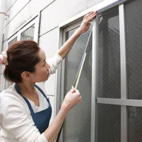 STEP4：特殊網押さえテープでしっかり固定