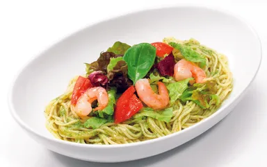 小海老のジェノベーゼサラダパスタ