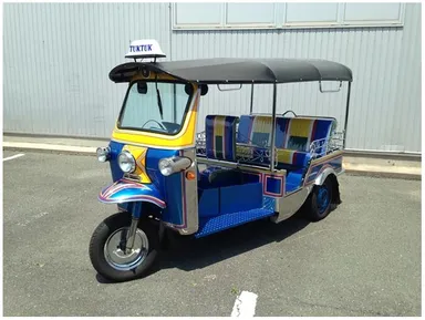 トゥクトゥクで配達