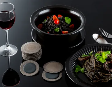 イカスミえびチーズサンド1