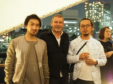 建築家の田根剛、ボッテガ・ヴェネタ クリエイティブ・ディレクターのトーマス・マイヤー、建築家の長坂常