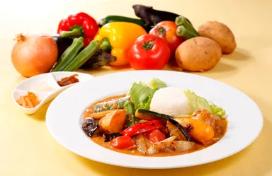 1日分の野菜を食べるココナッツカリー