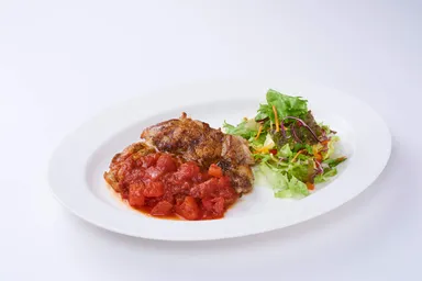 スパイシー！！BIGチキングリル　サラダ添え