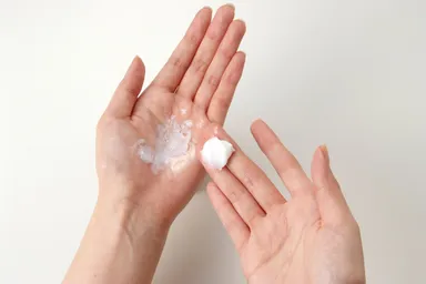 オイルが固形石鹸に変化