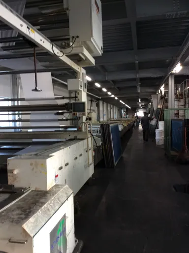 日本最長のシルク捺染機