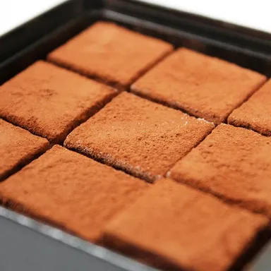 上品なフォルムのチョコレート