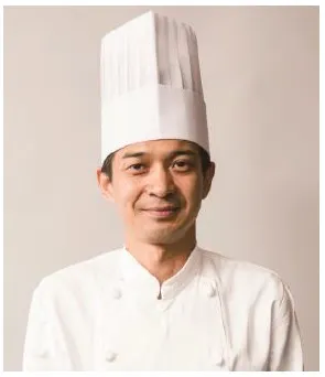 中国料理「三楽」料理長　岡部力三