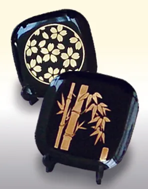 金箔の小皿イメージ