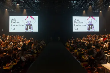 2015年10月19日 東京でのランウェイショー