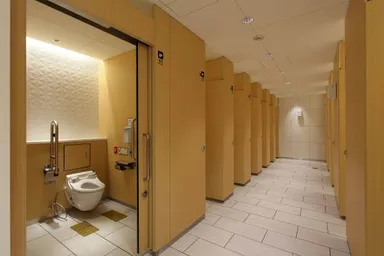 トイレリニューアル２