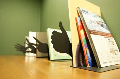 Book Stand_Hand_good
