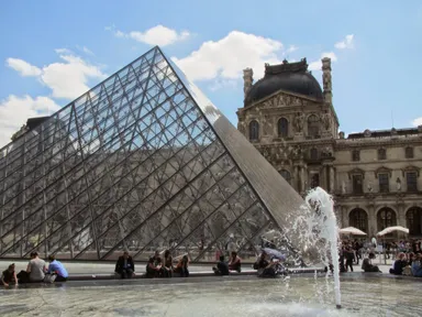 フランス ルーブル美術館へご招待