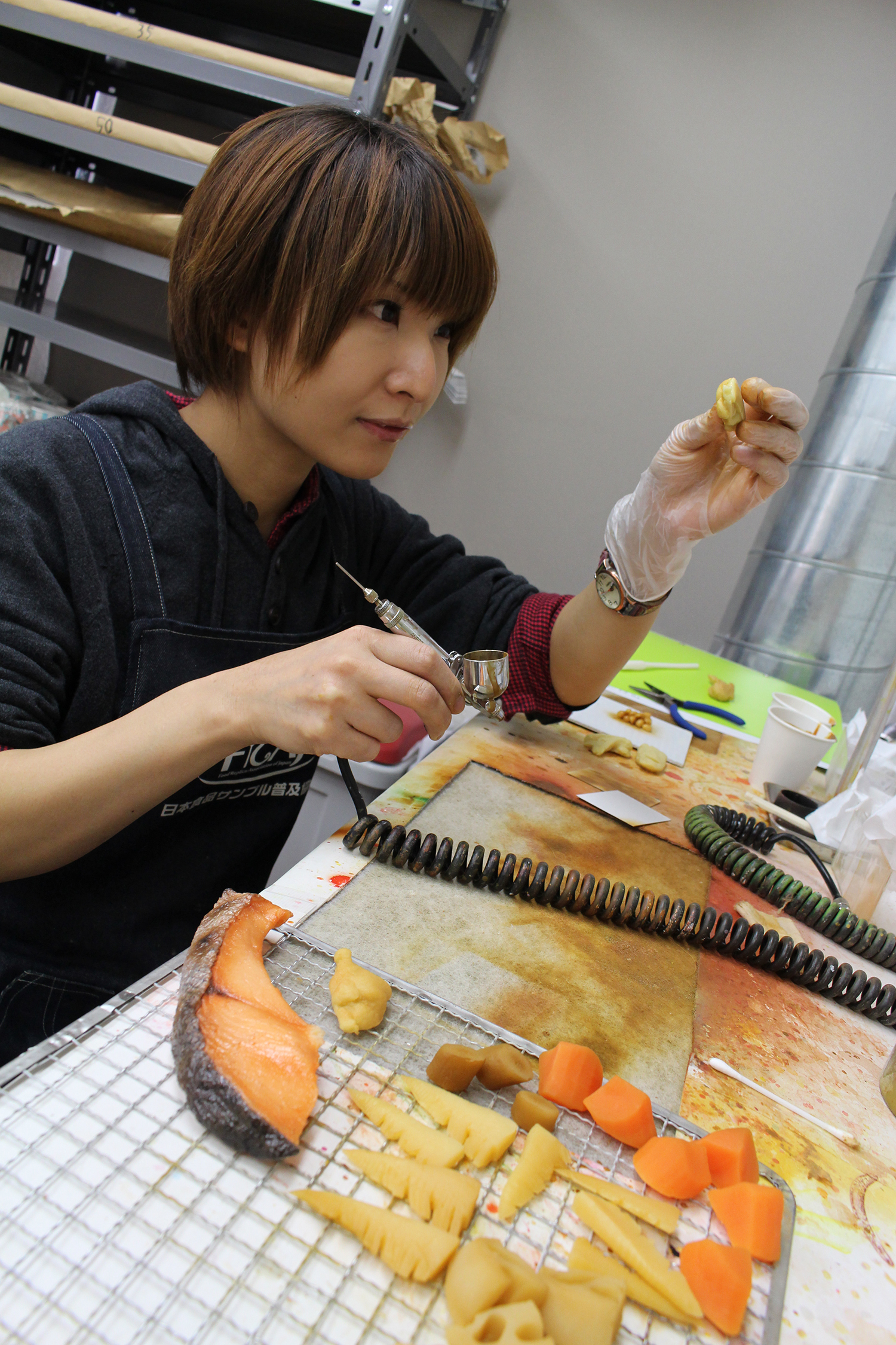 流行 日本職人が作る 食品サンプル パプリカ 黄 IP-358