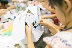 小学生の親2 000人に聞いた 夏休みの自由研究テーマ 親子で決める 8割超 宿題を手伝ってほしい有名人 でんじろう先生がトップ 一般社団法人日本能率協会 産業振興センターのプレスリリース 小学生の親2 000人に聞いた 夏休みの自由研究テーマ 親子で決める 8割超 宿題を手伝ってほしい有名人 でんじろう先生がトップ 一般社団法人日本能率協会 産業振興センターのプレスリリース