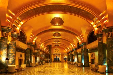 ホテル川久 ロビーホール